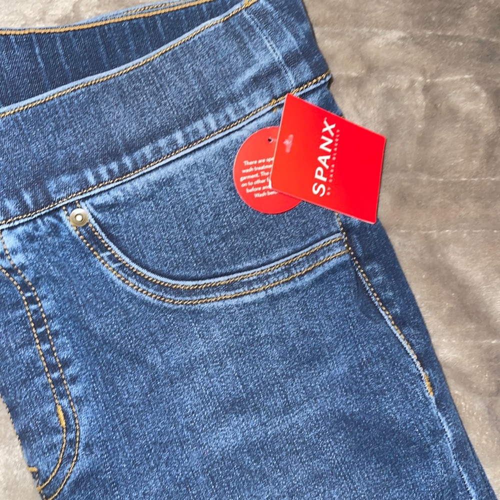 NWT~Spanx distressed medium wash denim leggings